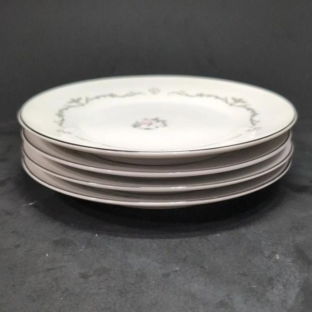 Signature Collection Petite Bouquet‎ Bread Plates, Set Of 4, Floral Tableware